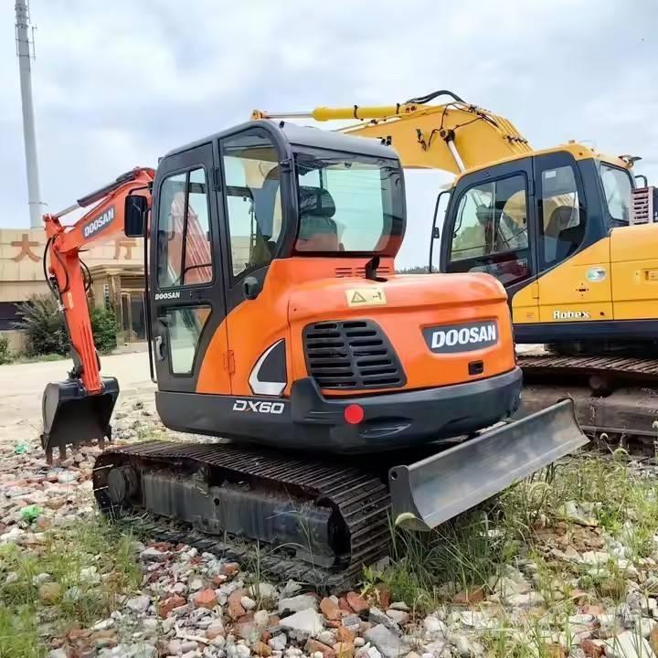 Doosan DX 60 Mini Excavators <7t (Mini Diggers)
