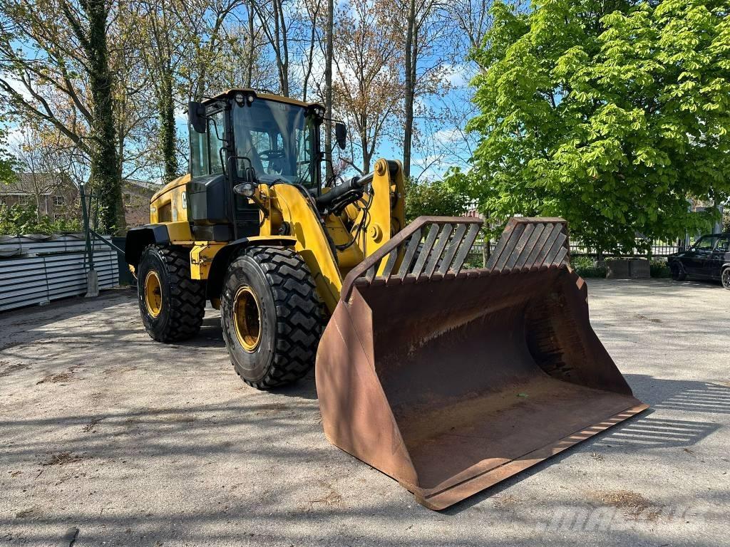 CAT 930 M Wheel Loaders