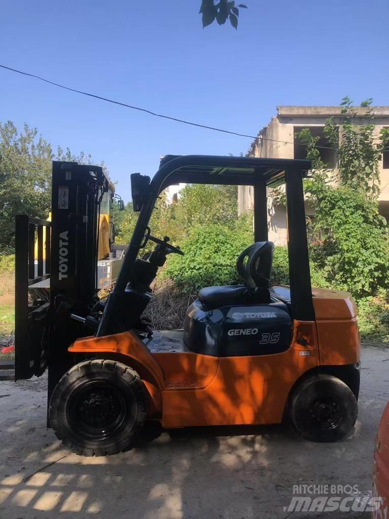 Toyota FD 35 Diesel Forklifts
