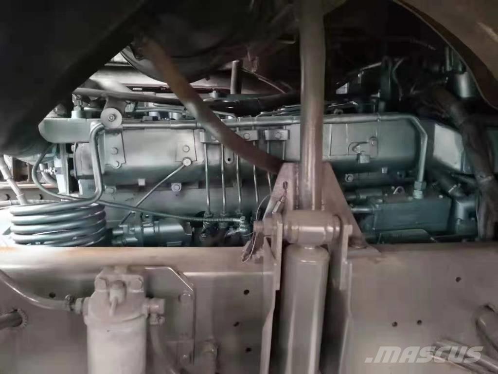 Howo 375 Conventional Trucks / Tractor Trucks