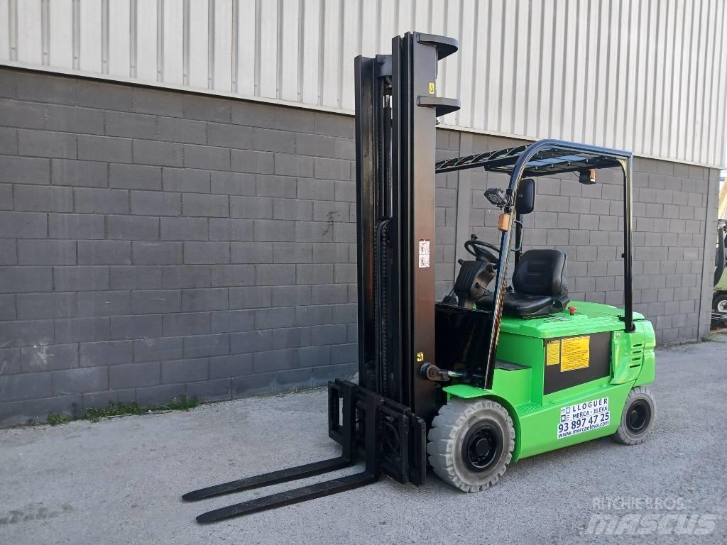 Clark GEX 25 Electric Forklifts