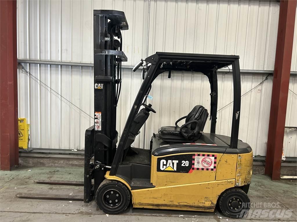 CAT EP20PN Electric Forklifts