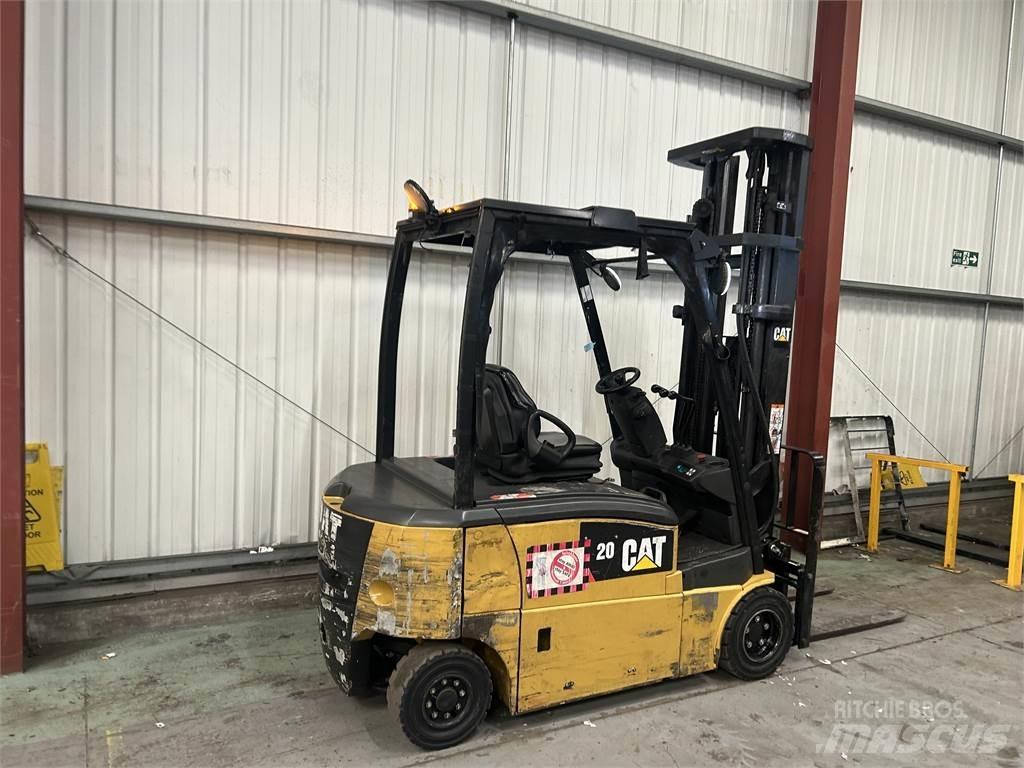 CAT EP20PN Electric Forklifts