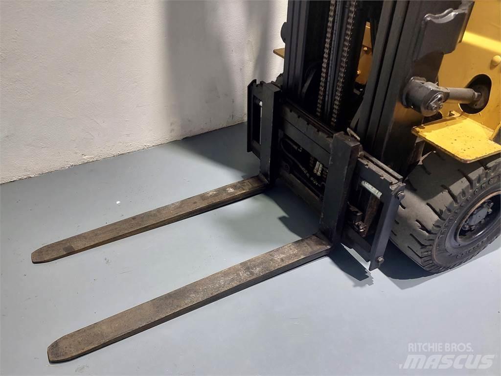 CAT EP25K PAC Electric Forklifts