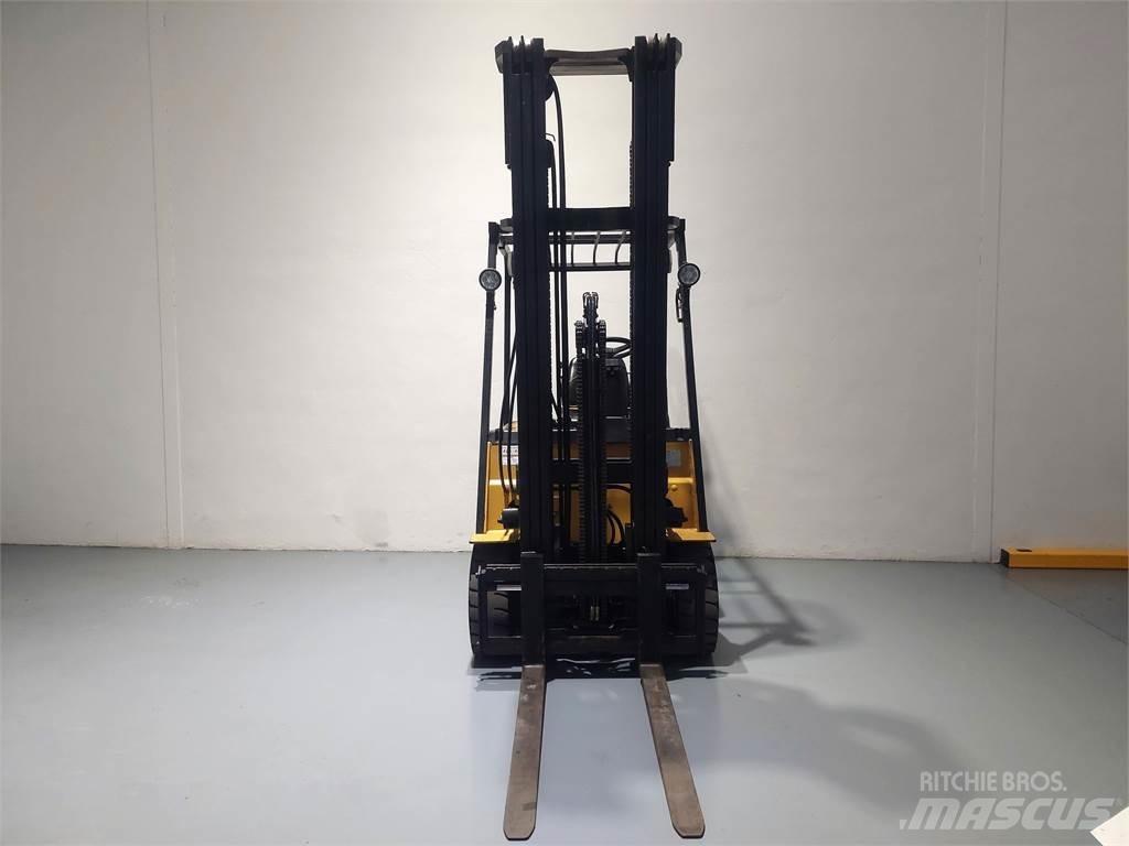 CAT EP25K PAC Electric Forklifts