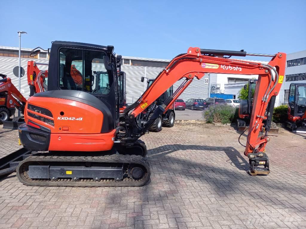 Kubota KX042 - 4NKGLS2 Mini Excavators <7t (Mini Diggers)
