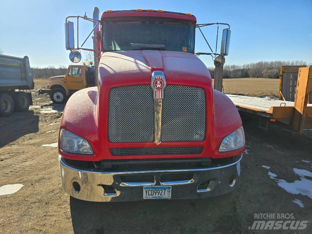 Kenworth T 440 Dump Trucks