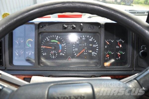 Volvo FH12 6x2 Conventional Trucks / Tractor Trucks