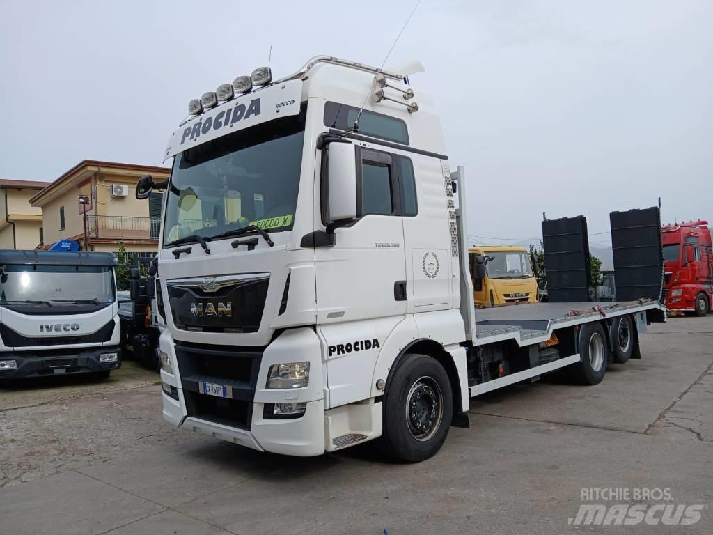 MAN TGX 26.560 Winch trucks