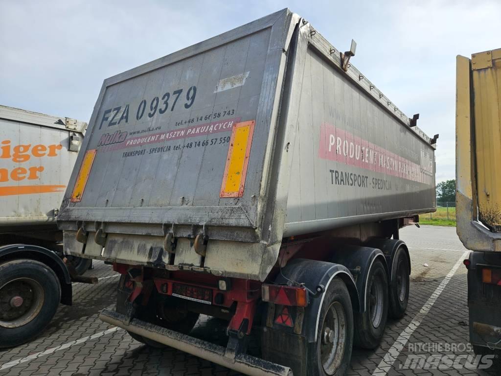Carnehl CHKS /AL Grain / Hopper / Tipper Trailers