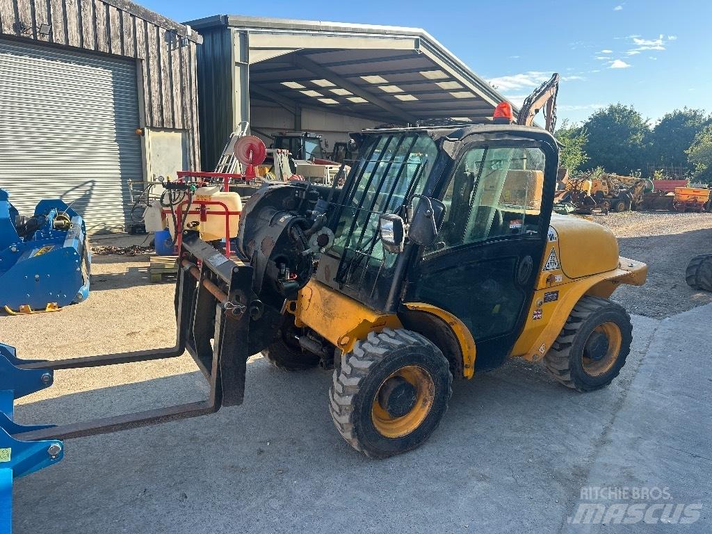 JCB 520-40 Telescopic Handlers