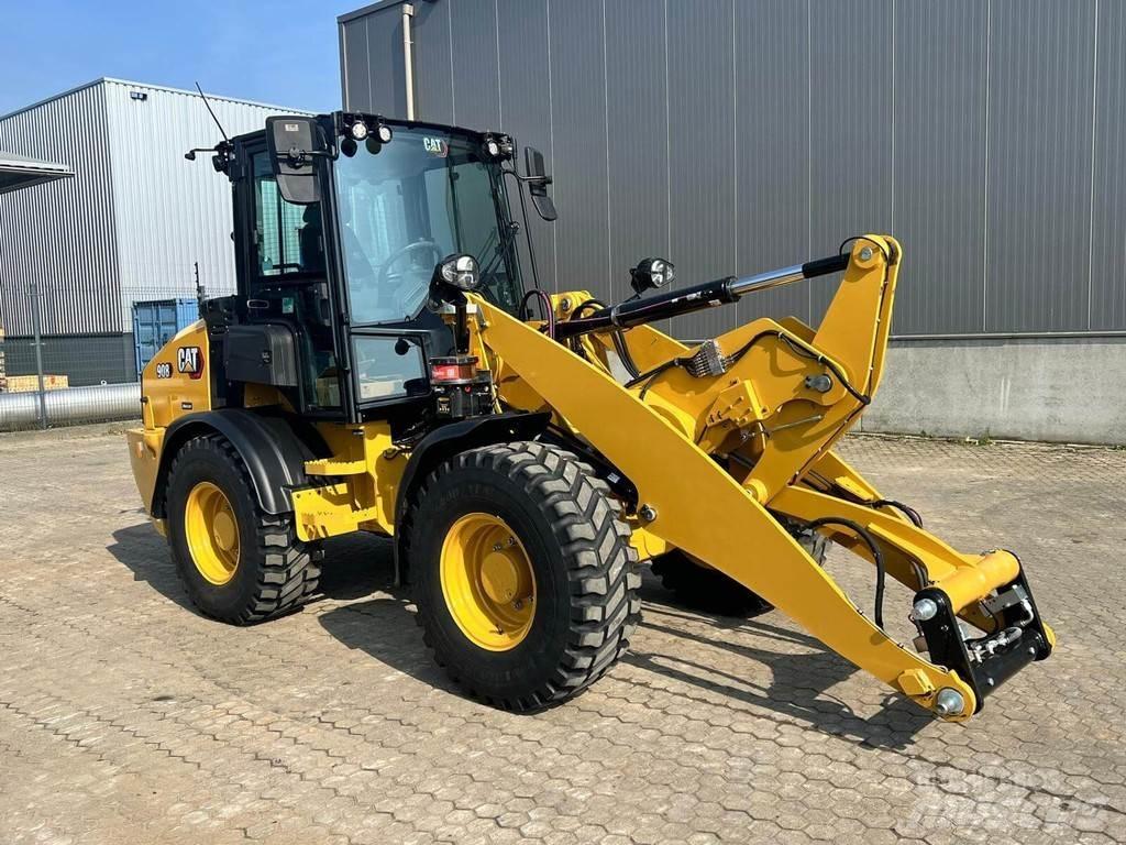 CAT 908 Wheel Loaders