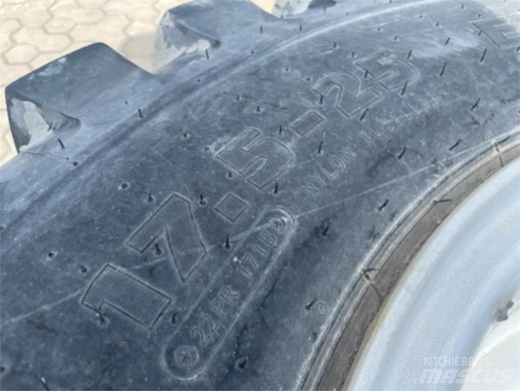  Øvrige ØVRIGE Tires, wheels and rims