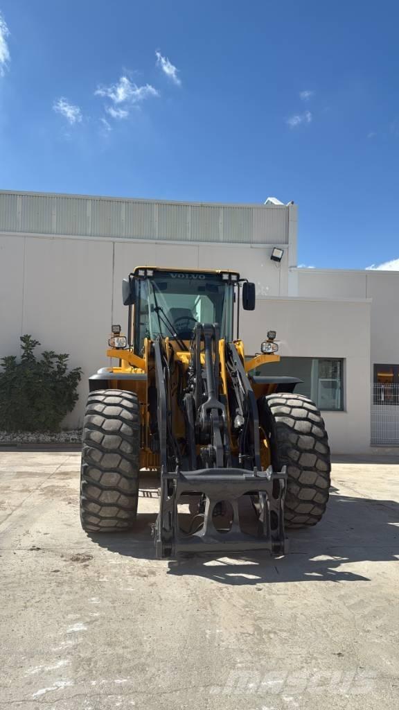 Volvo L 110 F Wheel Loaders