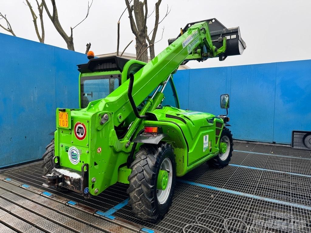 Merlo 27.6 PLUS Telescopic Handlers