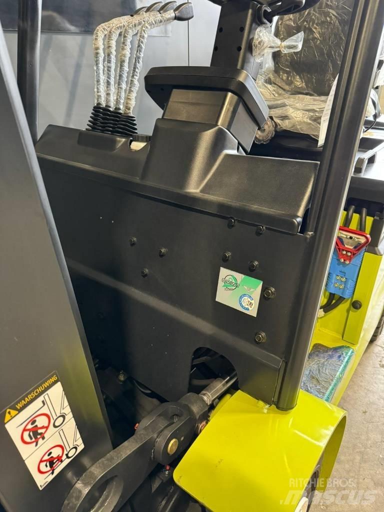 Clark EPX 25 I Electric Forklifts