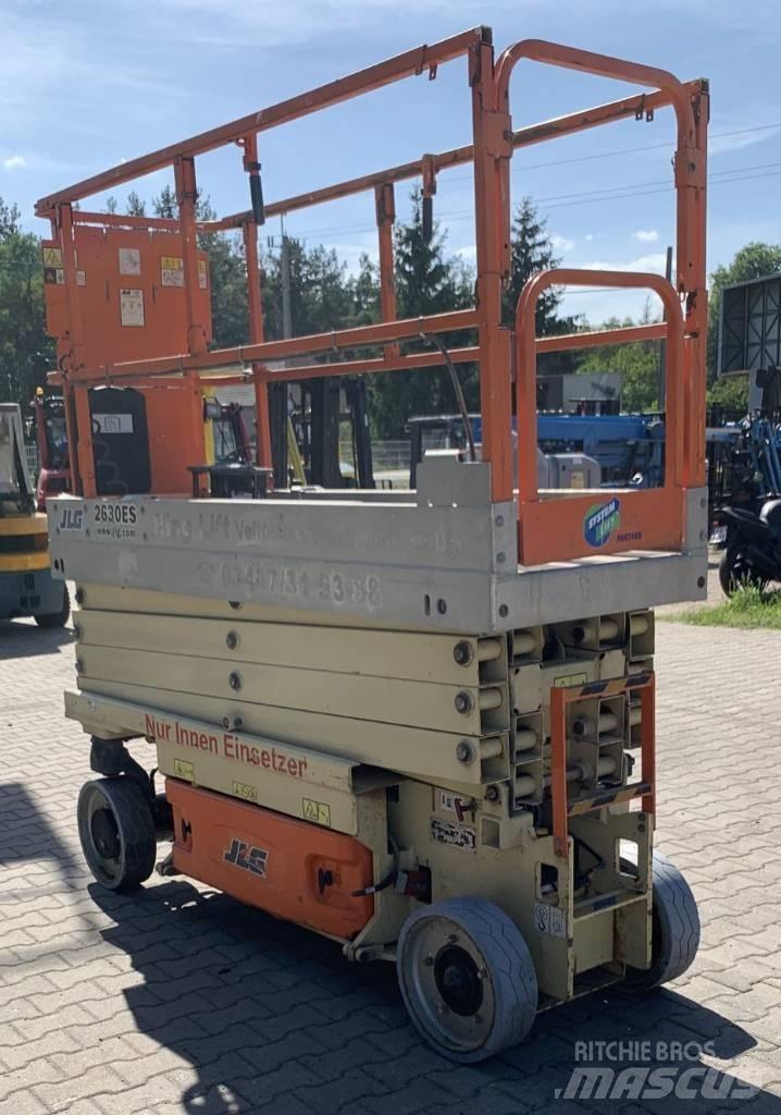 JLG 2630 ES Scissor Lifts