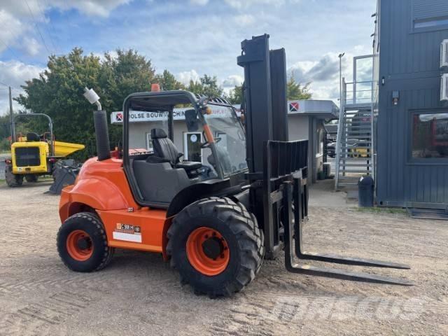 Ausa C 500 H X4 Rough Terrain Trucks