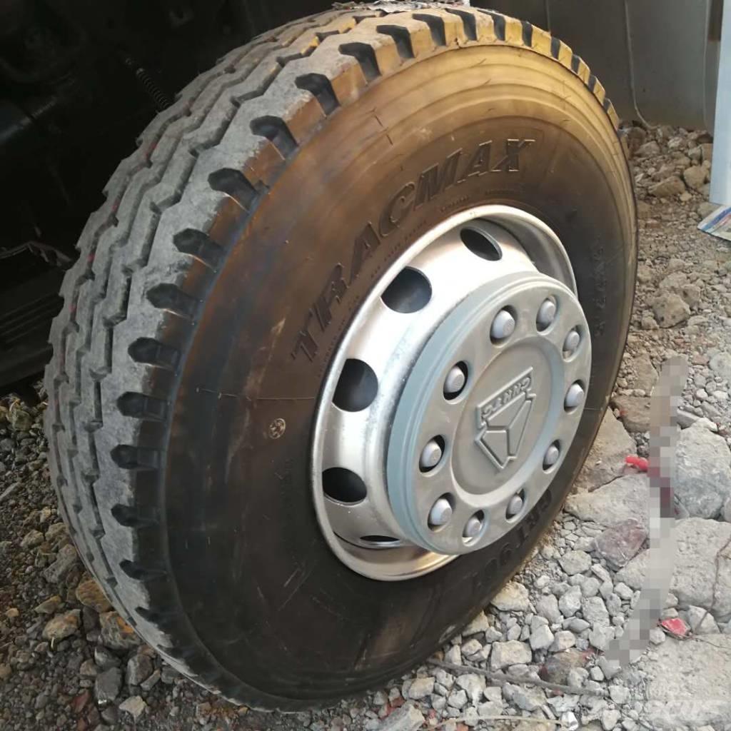 Howo 375 8x4 Dump Trucks
