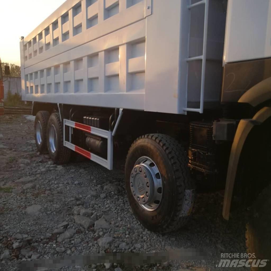 Howo 375 8x4 Dump Trucks