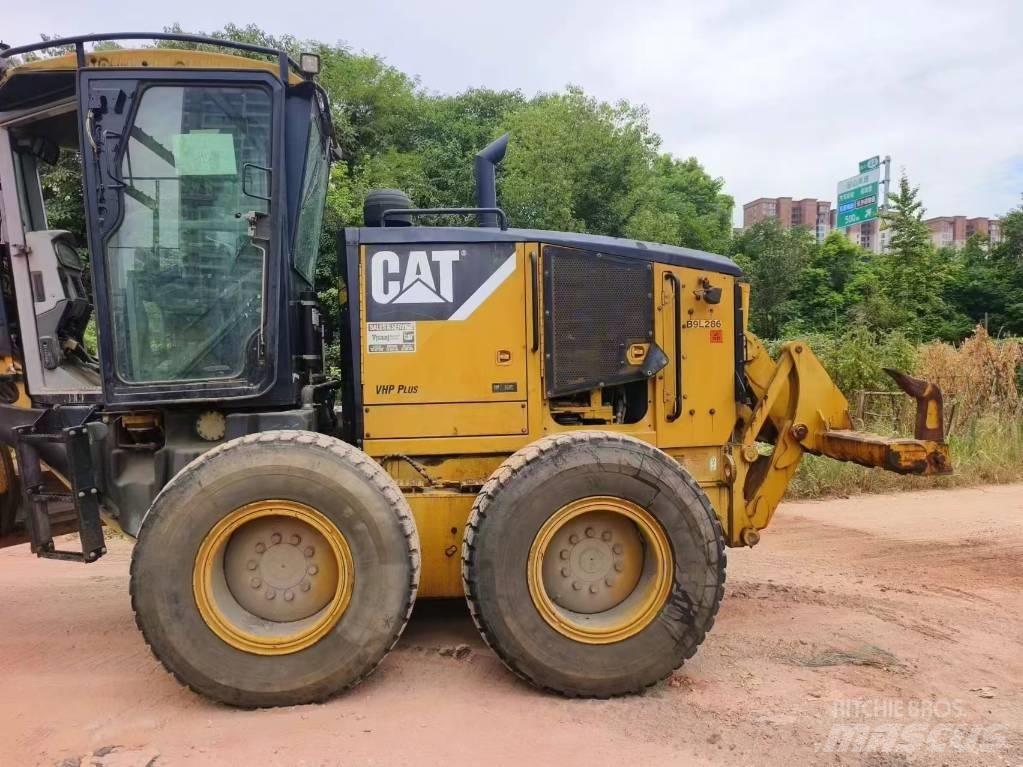 CAT 160 M Motor Graders