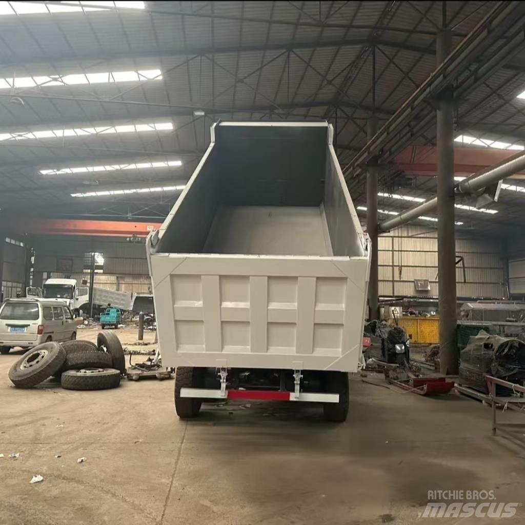 Howo 371 6x4 Dump Trucks