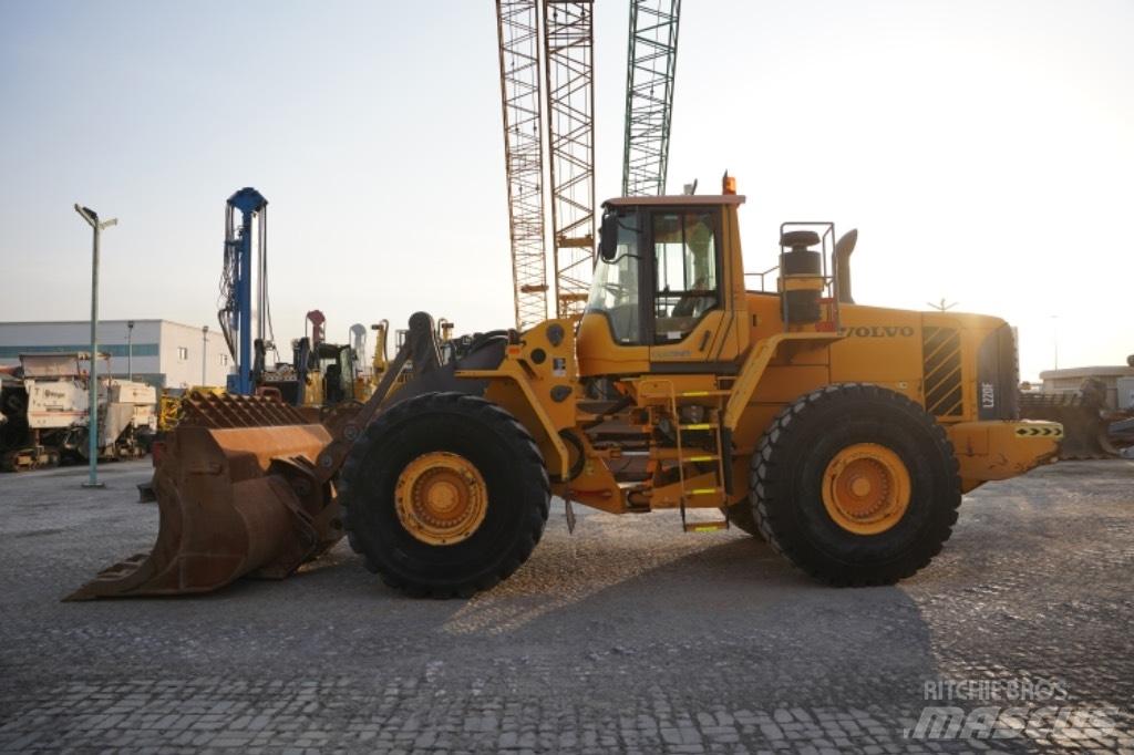 Volvo L220 F Wheel Loaders