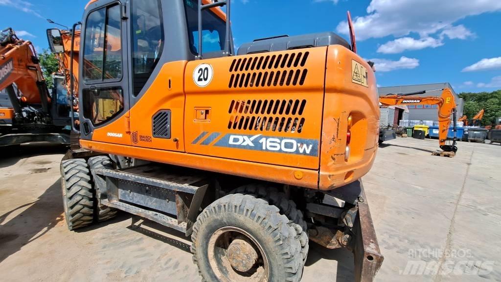 Doosan DX 160 W-3 Wheeled Excavators