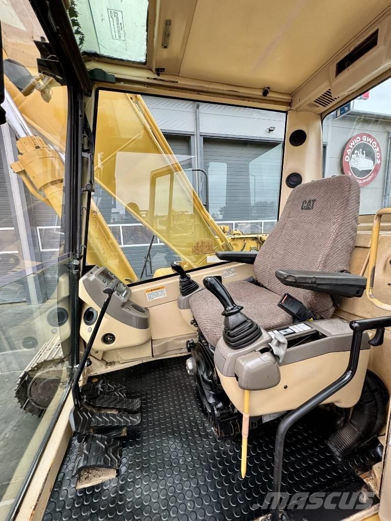 CAT 320 B L Crawler Excavators