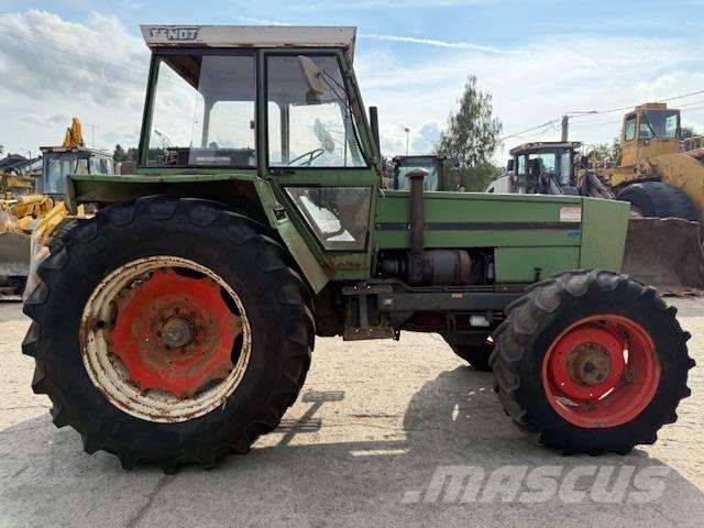 Fendt Favorit 612 Tractors