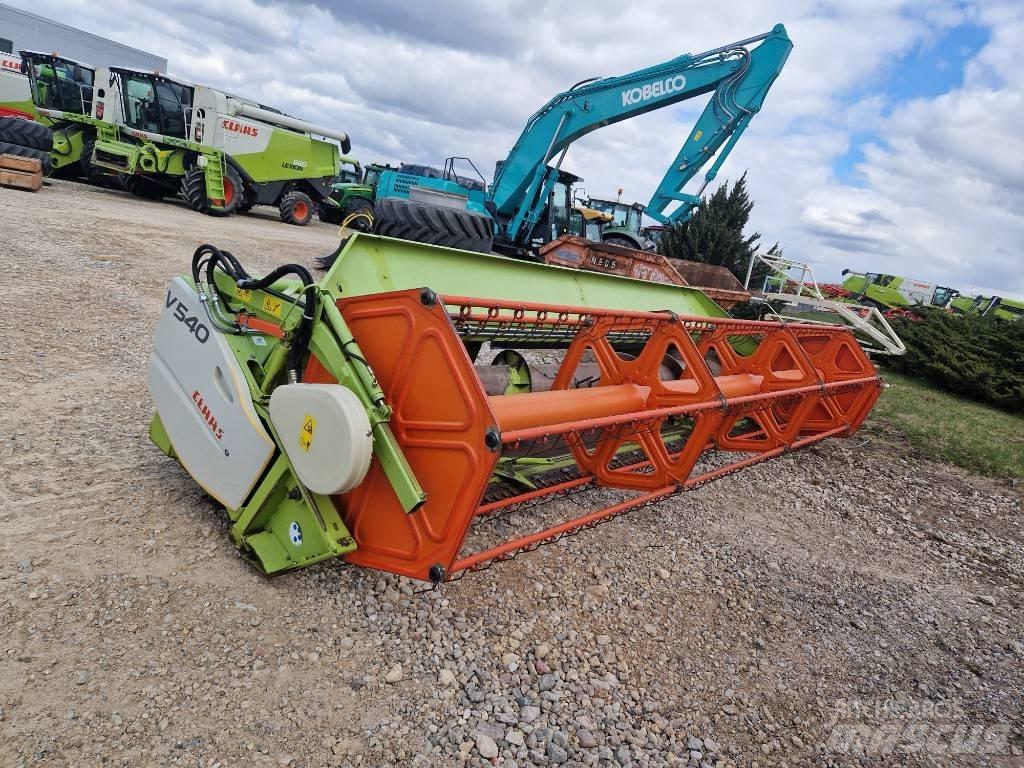 CLAAS Tucano 320 Combine Harvesters