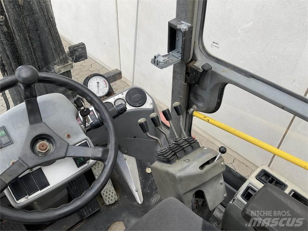 Kalmar DCD150-12 Diesel Forklifts