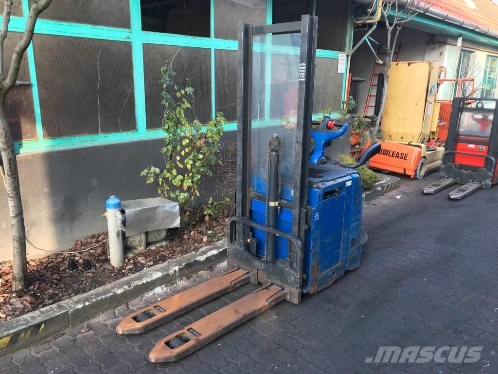 Linde L12LAP V-3140 Self Propelled Stackers