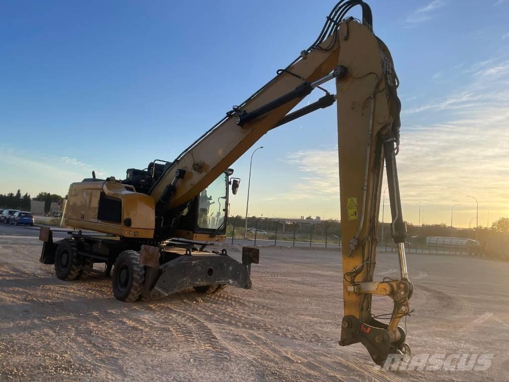 CAT MH 3022 Waste / Industry Handlers