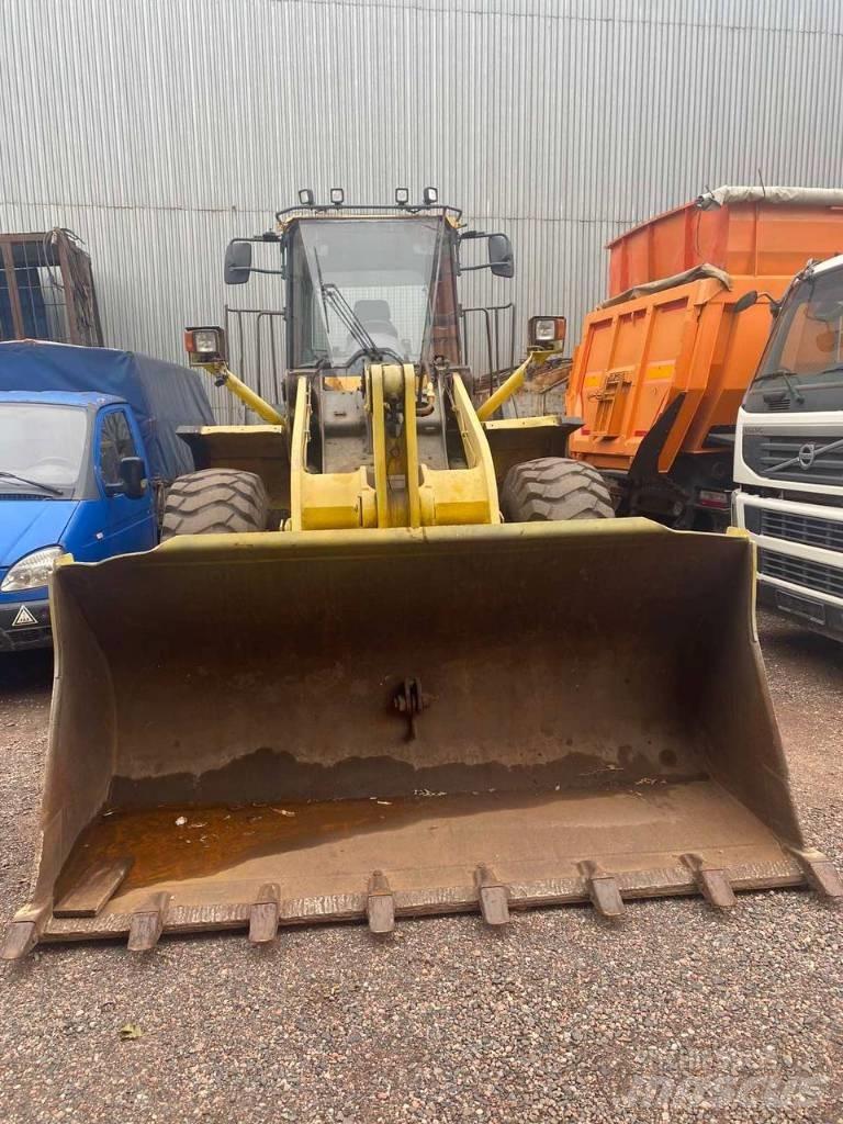 Komatsu WA 380-6 Wheel Loaders
