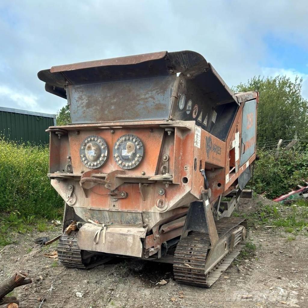 Arjes Impaktor 250 Landfill compactors