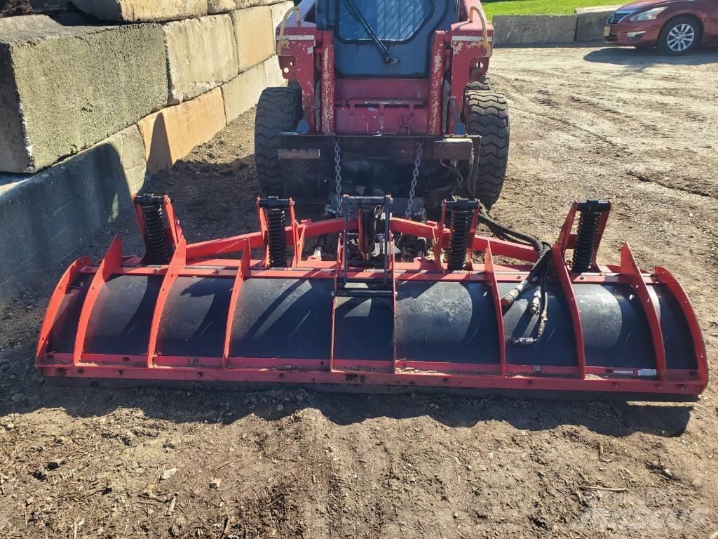 Hiniker 8ft Other