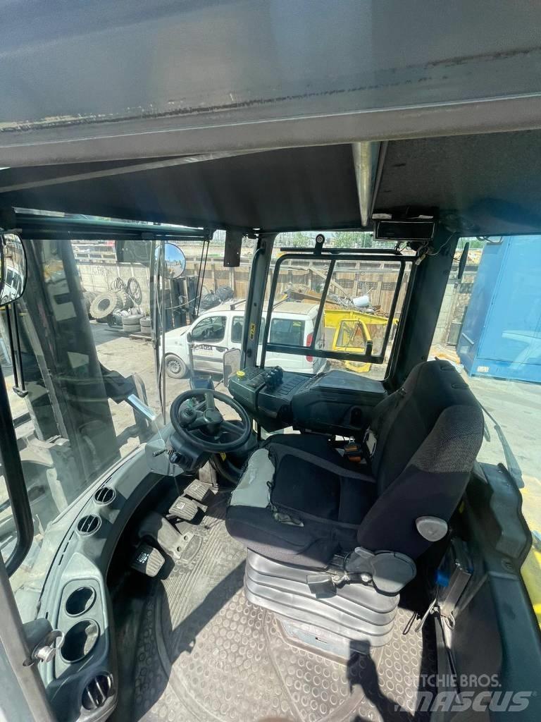 Kalmar DCG 250-12LB Diesel Forklifts