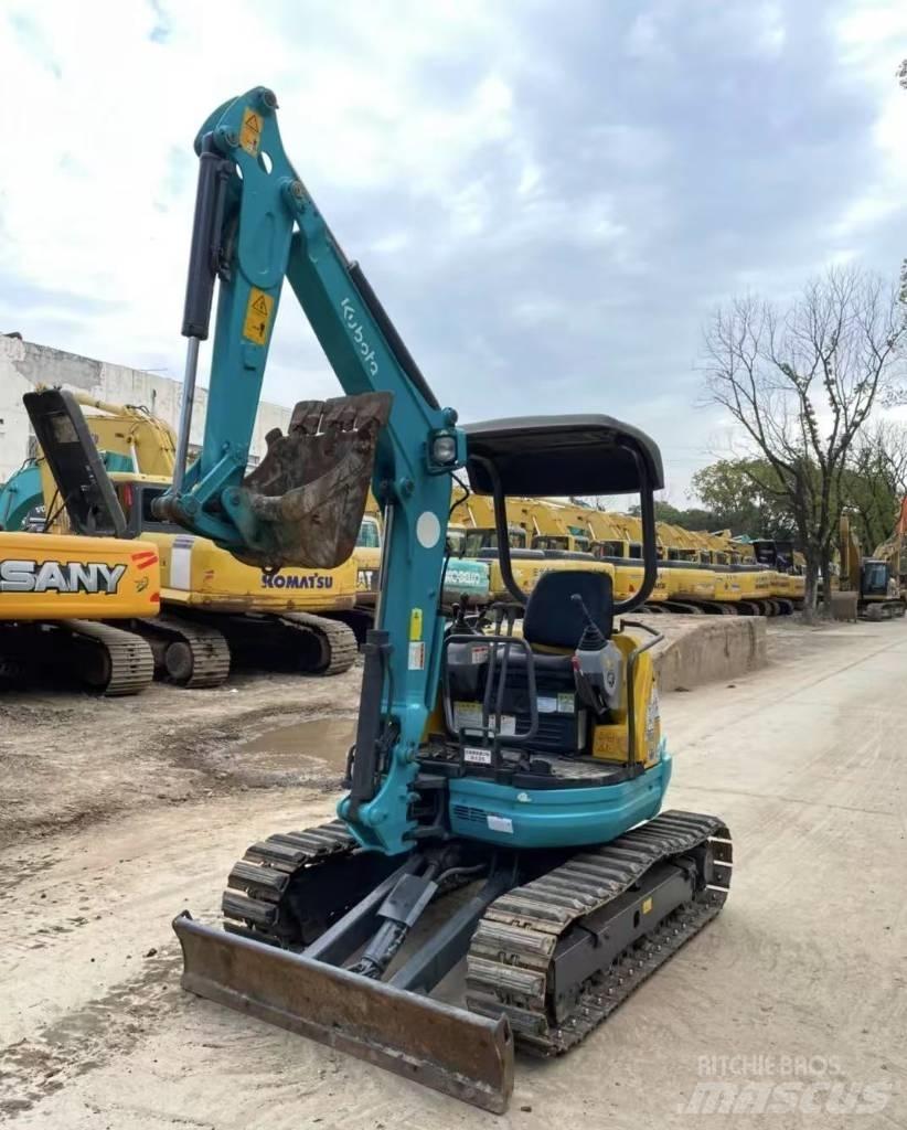Kubota 25 Mini Excavators <7t (Mini Diggers)