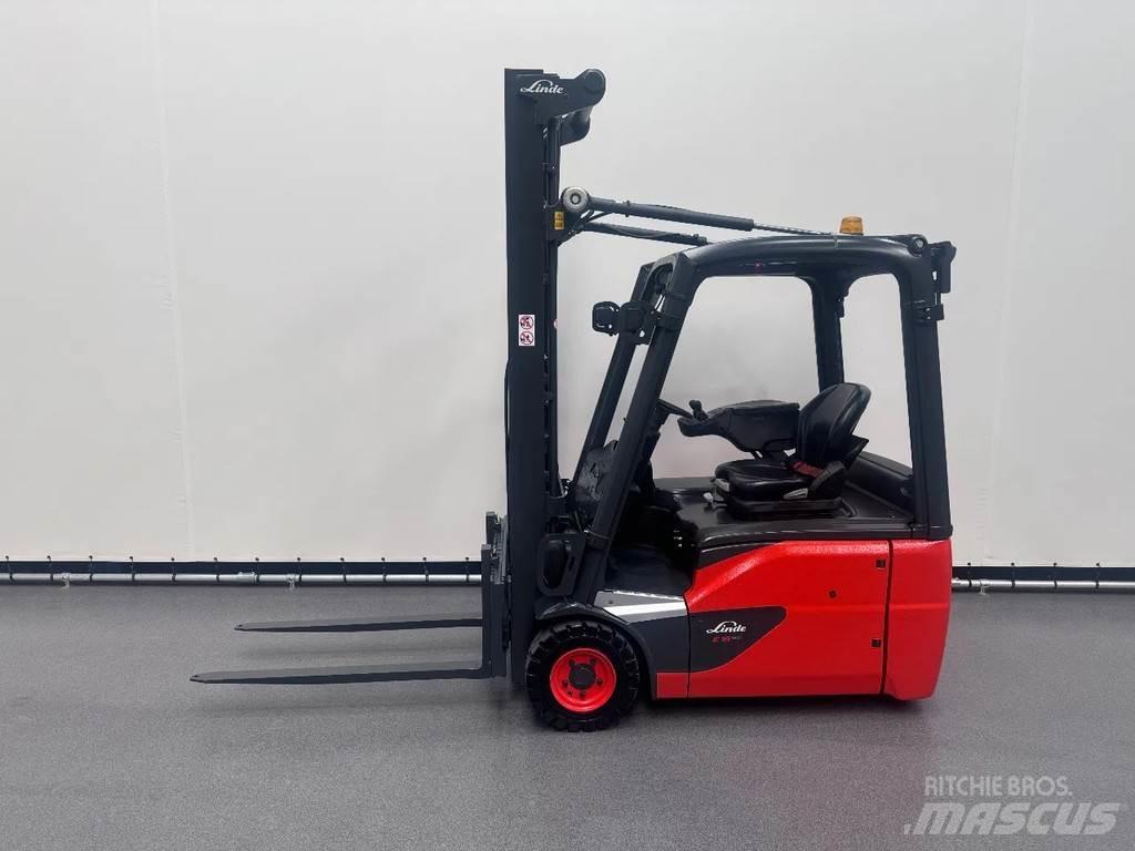 Linde 386 E 16-02 Electric Forklifts