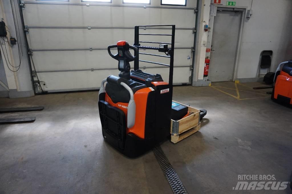 Toyota LPE220 Low lifter