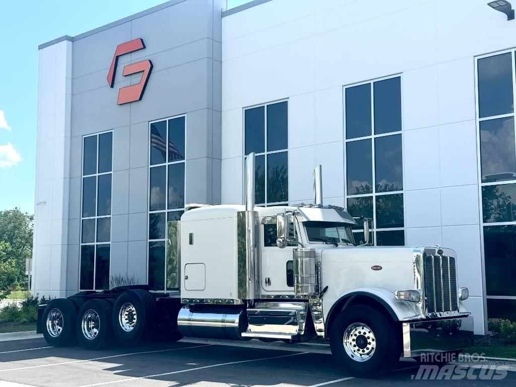 Peterbilt 389 Conventional Trucks / Tractor Trucks