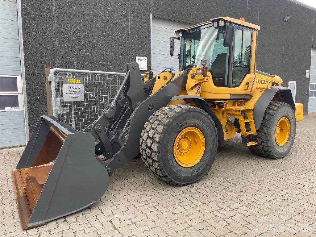 Volvo L90F Wheel Loaders