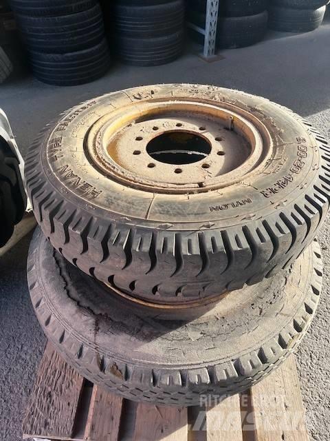  BM621 Hjul 9,00x20 Tires, wheels and rims