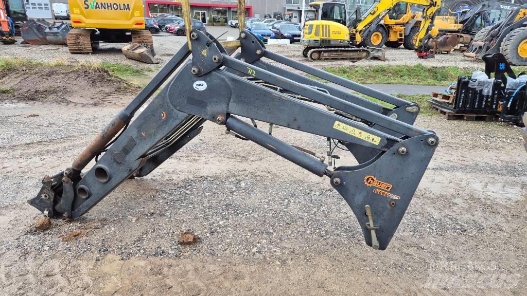 Hauer POM-C 150 Front Loaders