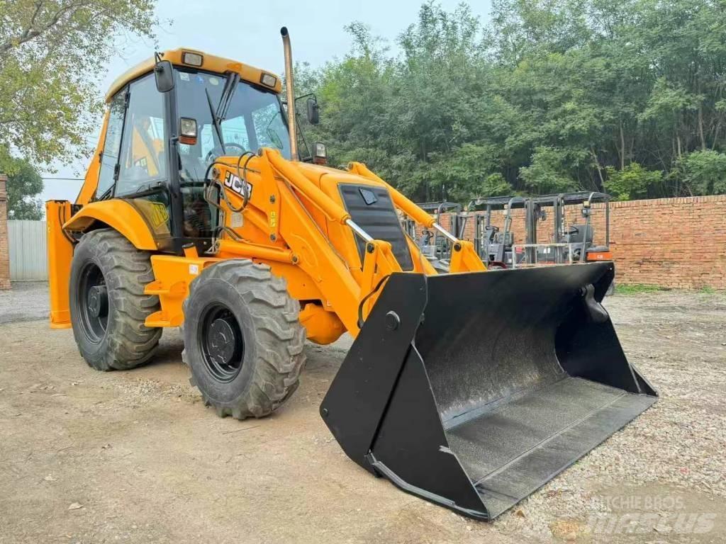 JCB 3 CX Backhoe Loaders