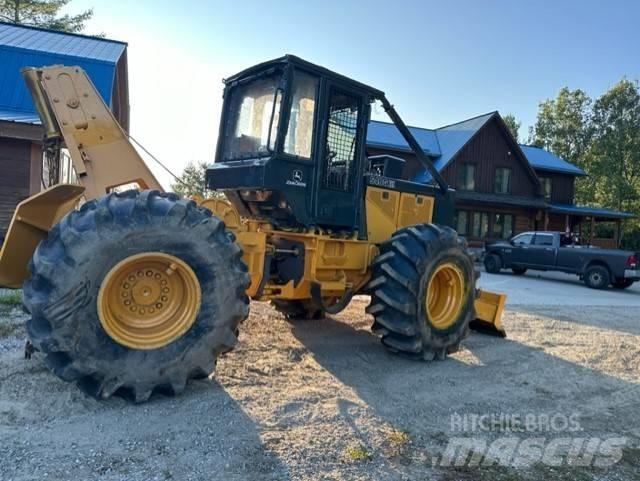 John Deere 540 G III Skidders