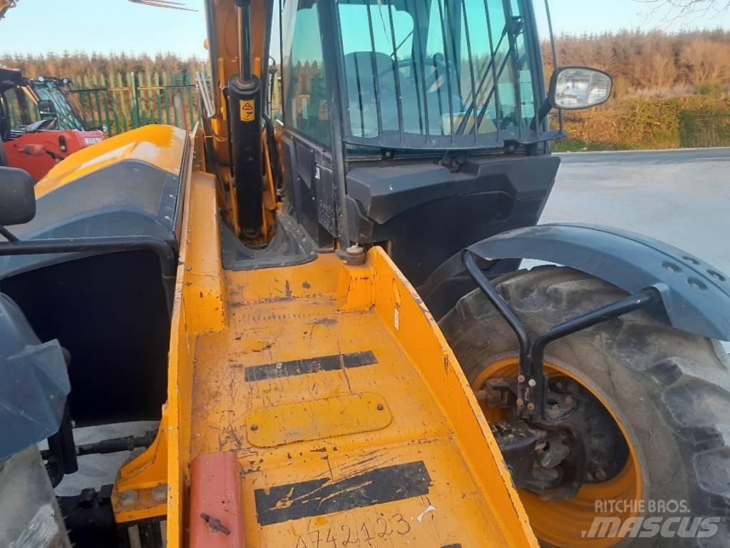 JCB 540-140 Telescopic Handlers