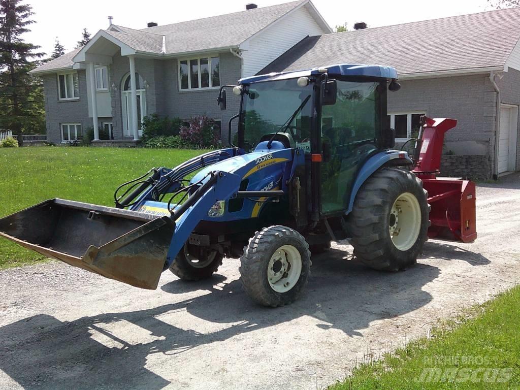 New Holland 3050 Tractors