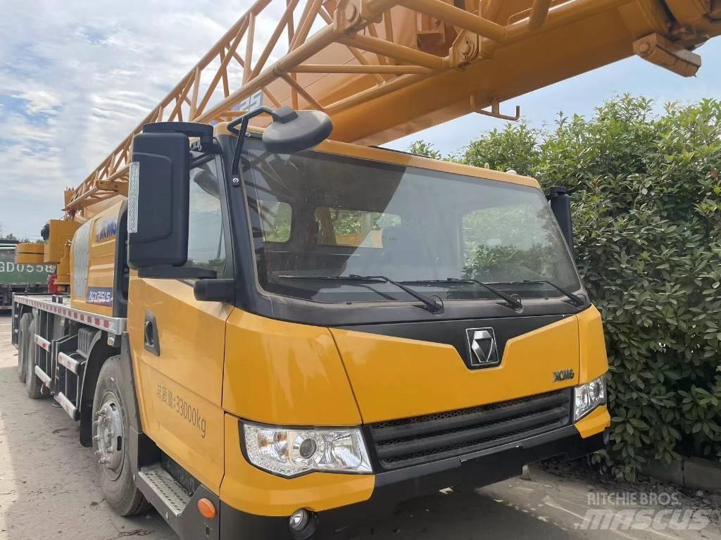 XCMG QY70KC Mobile and all terrain cranes